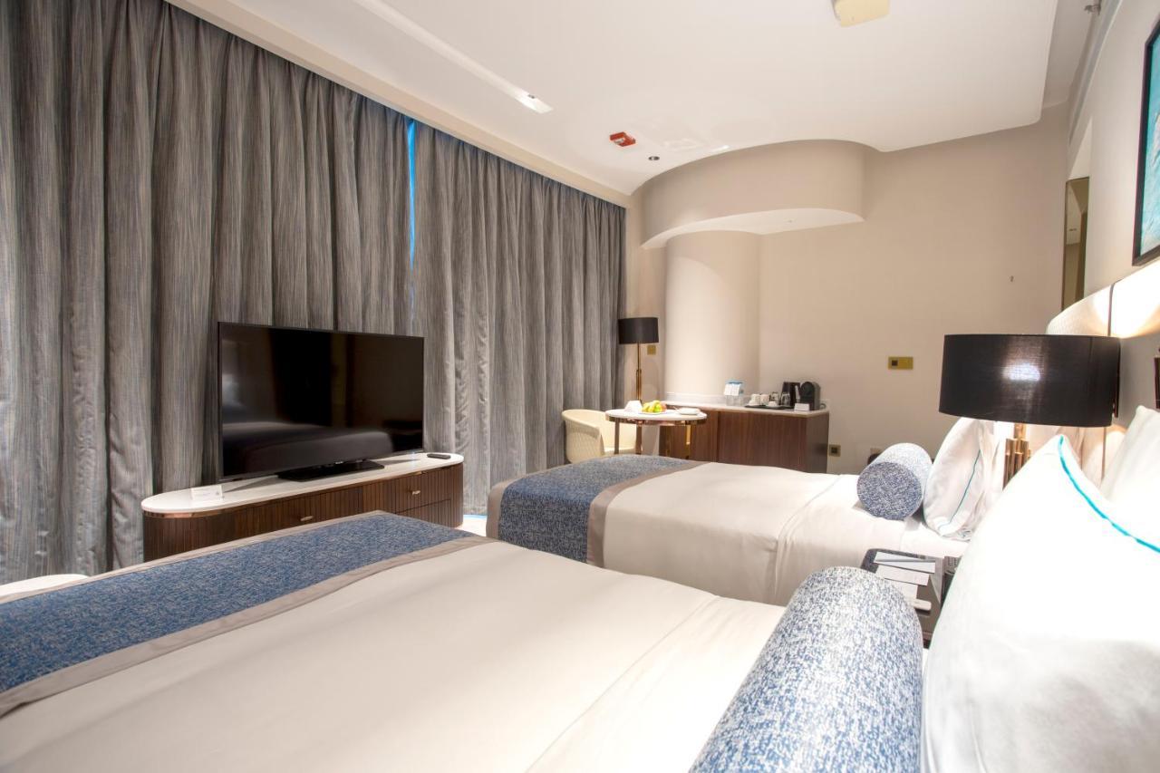 Century Marina Hotel - Lusail Εξωτερικό φωτογραφία Deluxe Room