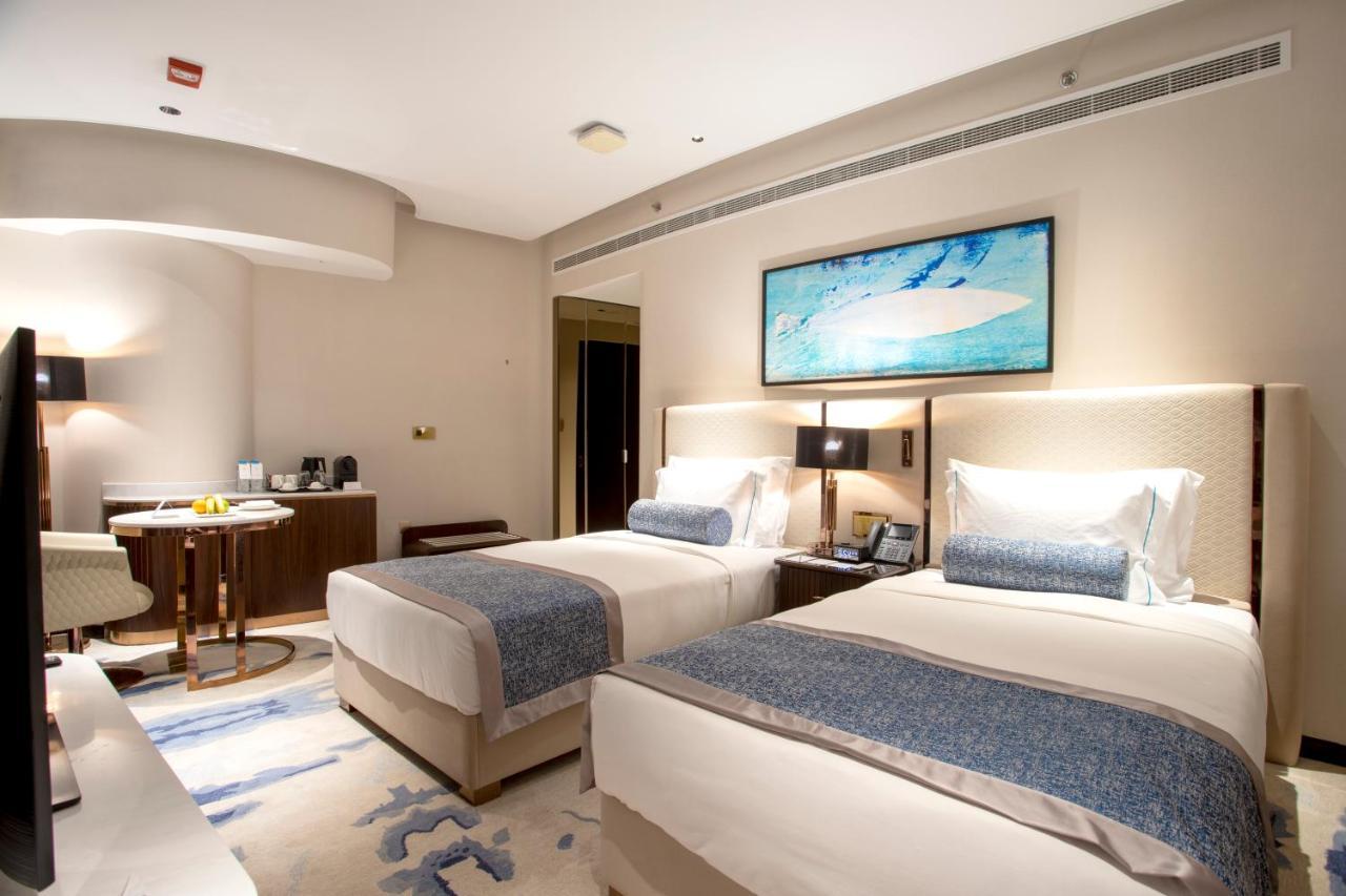 Century Marina Hotel - Lusail Εξωτερικό φωτογραφία Deluxe Room