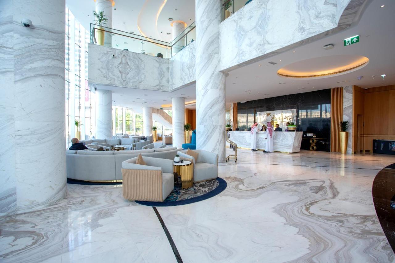Century Marina Hotel - Lusail Εξωτερικό φωτογραφία Lobby