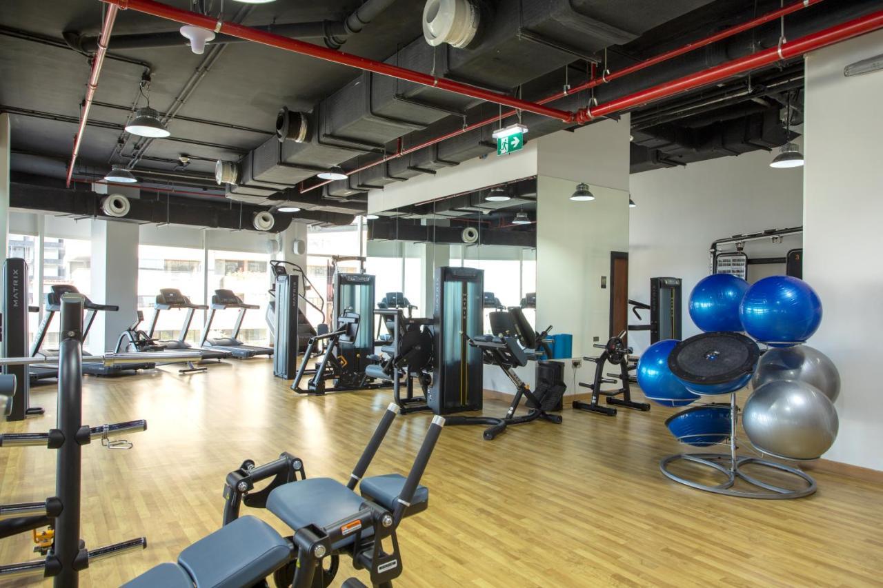 Century Marina Hotel - Lusail Εξωτερικό φωτογραφία A gym in Singapore