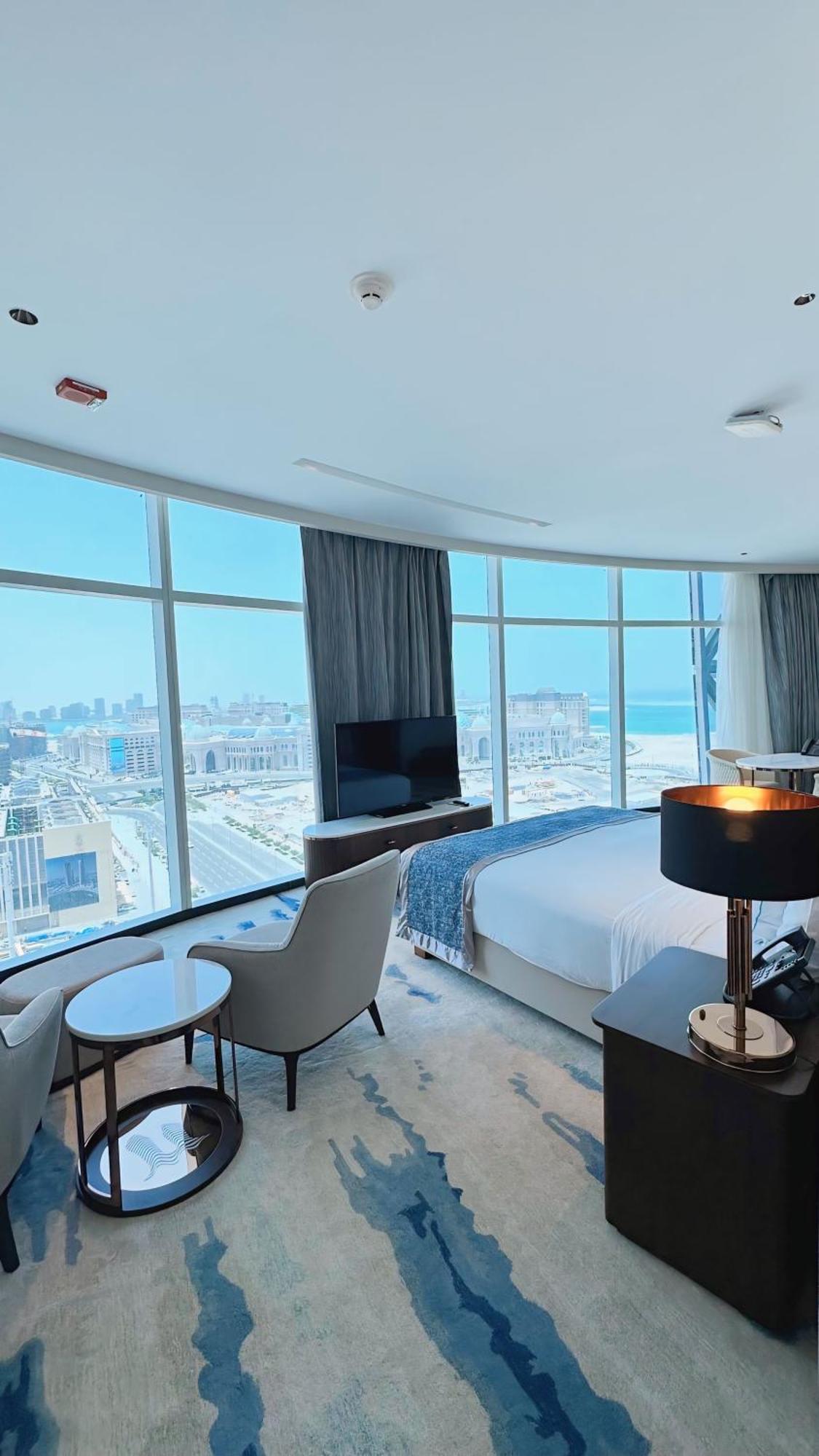 Century Marina Hotel - Lusail Εξωτερικό φωτογραφία A bedroom at the hotel