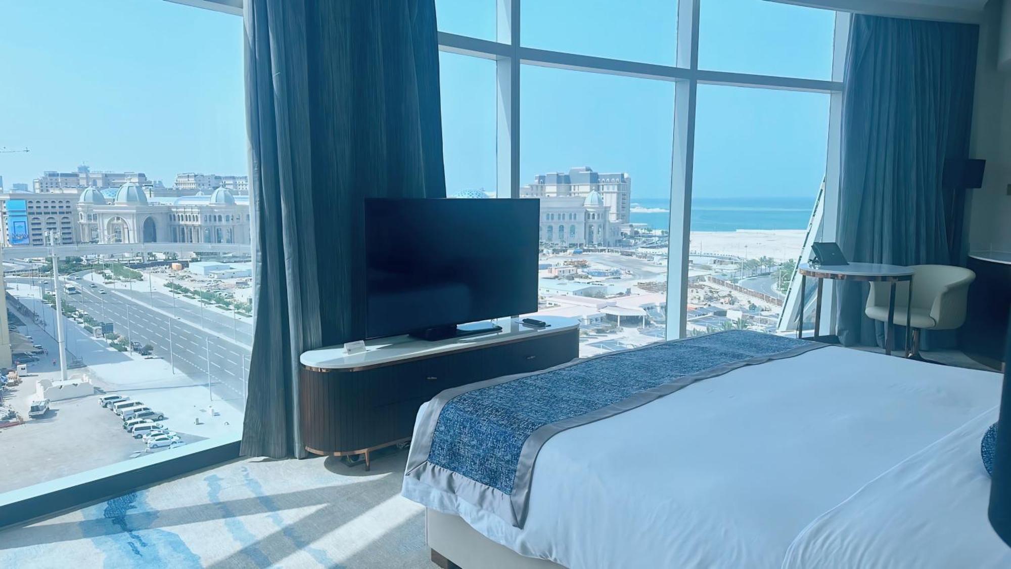 Century Marina Hotel - Lusail Εξωτερικό φωτογραφία A bedroom at the hotel
